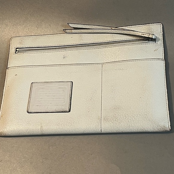 Coach Wristlets Clutch White Leather - Picture 3 of 8
